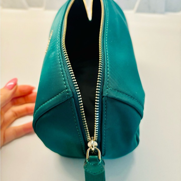 Kate Spade makeup pouch. Deep Emerald Green. New without tags. Never used. - Picture 3 of 9